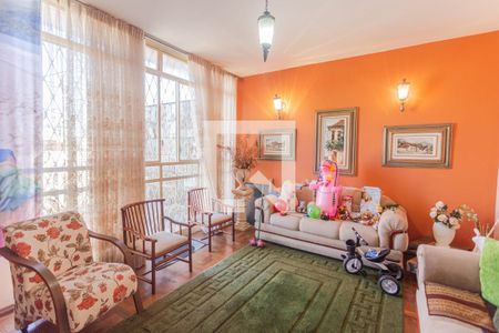 Sala 1 de casa à venda com 2 quartos, 227m² em Nova Floresta, Belo Horizonte