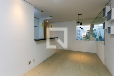 Sala  de apartamento à venda com 2 quartos, 52m² em Jardim Maria Duarte, São Paulo