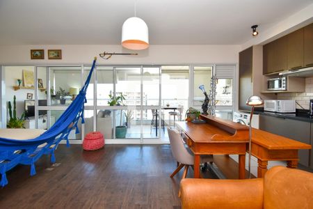 entrada de apartamento à venda com 1 quarto, 58m² em Pinheiros, São Paulo
