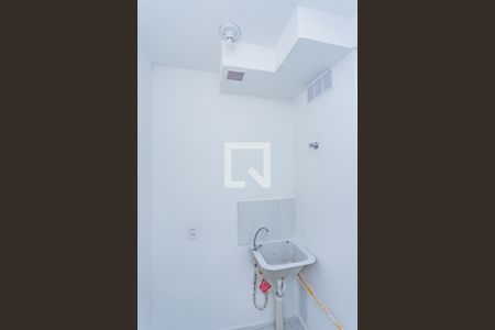 Sala, cozinha e área de serviço de apartamento para alugar com 2 quartos, 33m² em Jardim Pereira Leite, São Paulo