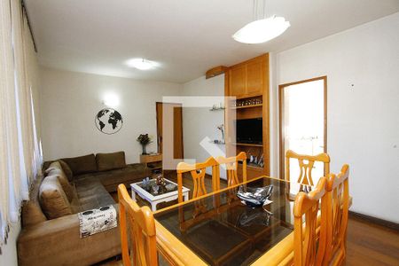 Apartamento para alugar com 3 quartos, 120m² em Carlos Prates, Belo Horizonte