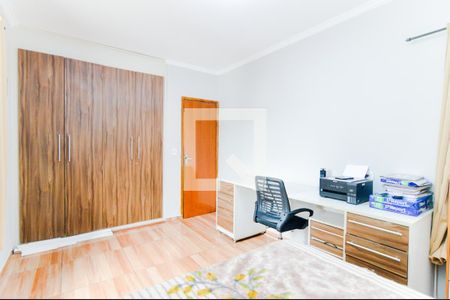 Quarto 1  de casa à venda com 4 quartos, 350m² em Jardim Divinolandia, Guarulhos