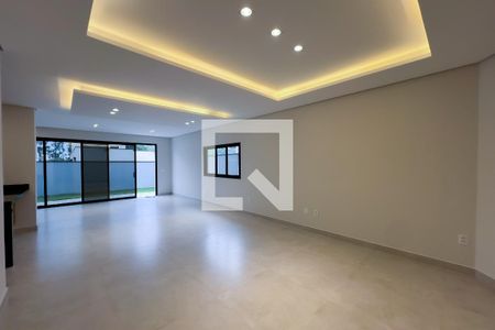 Sala 2 de casa de condomínio à venda com 3 quartos, 320m² em Colina dos Pinheiros, Valinhos