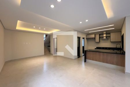 Sala 2 de casa de condomínio à venda com 3 quartos, 320m² em Colina dos Pinheiros, Valinhos