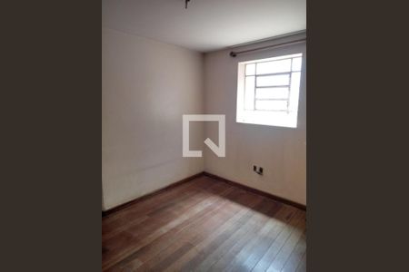 Casa à venda com 3 quartos, 274m² em Cachoeirinha, Belo Horizonte