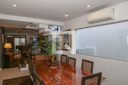 Sala de casa à venda com 3 quartos, 229m² em Lapa, São Paulo
