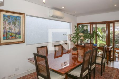 Sala de casa à venda com 3 quartos, 229m² em Lapa, São Paulo