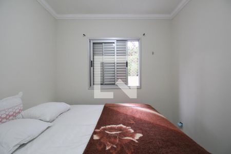 Quarto 1 de apartamento para alugar com 2 quartos, 58m² em Parque Taboao, Taboão da Serra