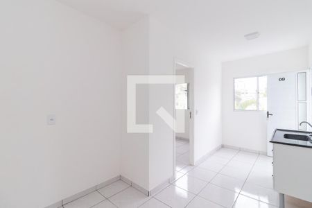 Sala/Cozinha de apartamento para alugar com 1 quarto, 30m² em Vila Granada, São Paulo