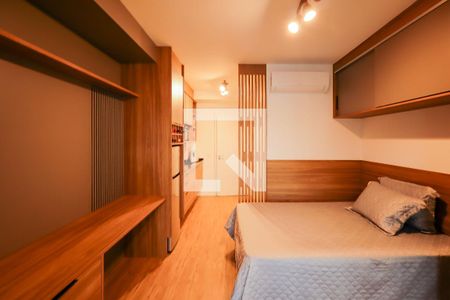 Quarto de kitnet/studio para alugar com 1 quarto, 32m² em Santo Amaro, São Paulo