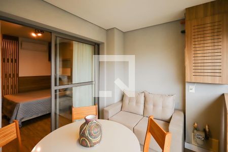 Varanda de kitnet/studio para alugar com 1 quarto, 32m² em Santo Amaro, São Paulo