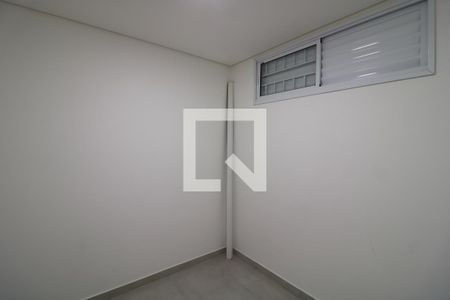 Quarto 2 de apartamento para alugar com 2 quartos, 42m² em Vila Zelina, São Paulo