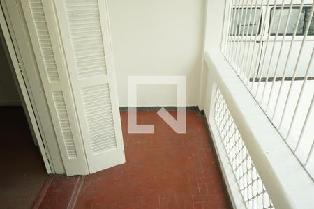 Sacada Quarto de casa para alugar com 2 quartos, 110m² em Vila Gomes Cardim, São Paulo