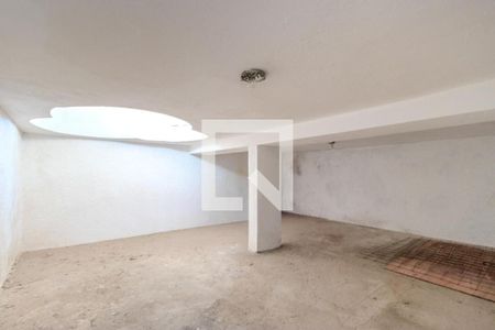 Casa à venda com 4 quartos, 261m² em Chácara Monte Alegre, São Paulo