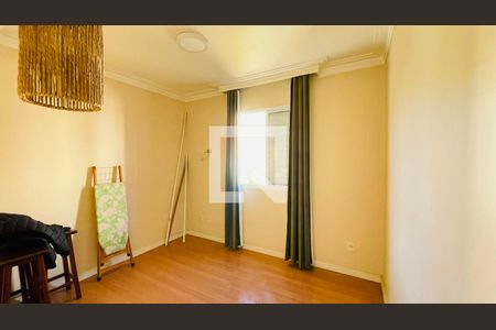 Quarto 1 de apartamento para alugar com 2 quartos, 50m² em Jardim Santa Izabel, Cotia