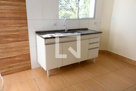 Sala/Cozinha de kitnet/studio para alugar com 1 quarto, 50m² em Umuarama, Osasco