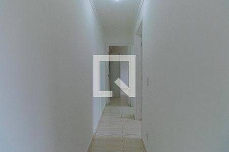 Corredor de apartamento para alugar com 2 quartos, 48m² em Chácara Granja Velha, Cotia