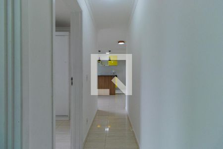Corredor de apartamento para alugar com 2 quartos, 48m² em Chácara Granja Velha, Cotia
