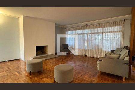 Casa para alugar com 3 quartos, 525m² em Interlagos, São Paulo