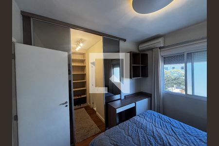 Quarto de casa de condomínio para alugar com 3 quartos, 138m² em Jardim Monte Kemel, São Paulo