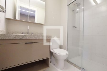 Banheiro de kitnet/studio para alugar com 1 quarto, 24m² em Vila Mariana, São Paulo