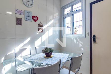 Foto 24 de casa à venda com 7 quartos, 309m² em Dona Clara, Belo Horizonte