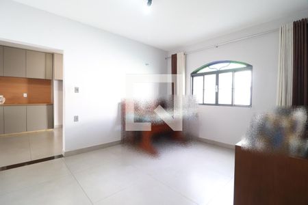 Sala de Jantar de casa para alugar com 3 quartos, 160m² em Santa Mônica, Uberlândia