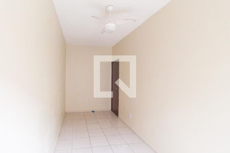 Quarto 2 de apartamento para alugar com 2 quartos, 50m² em Jardim Guiomar, Carapicuíba