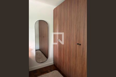 Quarto de apartamento para alugar com 2 quartos, 76m² em Auxiliadora, Porto Alegre