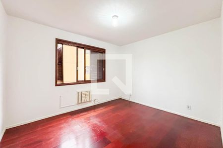 Quarto 1 de apartamento para alugar com 2 quartos, 65m² em Partenon, Porto Alegre