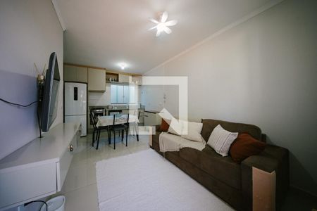 Sala de apartamento para alugar com 2 quartos, 45m² em Vila Guilhermina, São Paulo