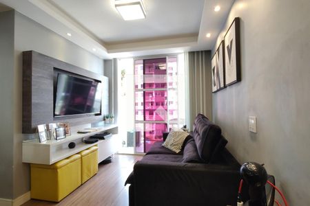 Sala de apartamento para alugar com 2 quartos, 61m² em Gardênia Azul, Rio de Janeiro