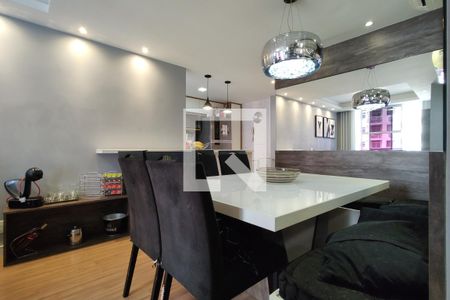 Sala de apartamento para alugar com 2 quartos, 61m² em Gardênia Azul, Rio de Janeiro