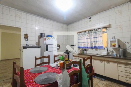 Cozinha de casa para alugar com 4 quartos, 300m² em Parque Santo Eduardo, São Paulo