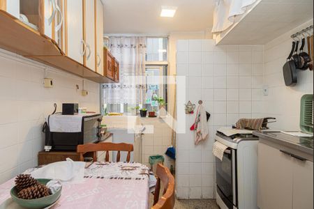 Cozinha de apartamento à venda com 1 quarto, 48m² em Consolação, São Paulo
