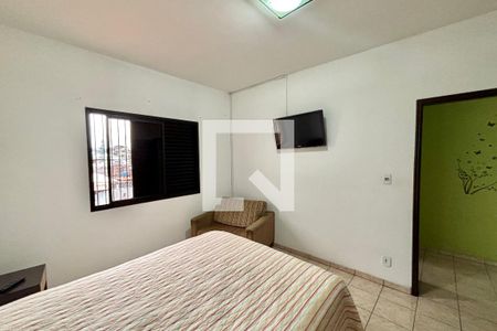 Quarto 1 de casa para alugar com 3 quartos, 180m² em Vila Uniao (zona Leste), São Paulo