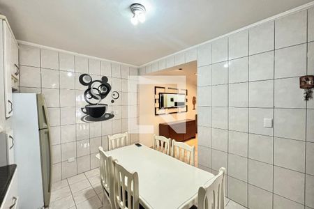 Cozinha de casa para alugar com 3 quartos, 180m² em Vila Uniao (zona Leste), São Paulo