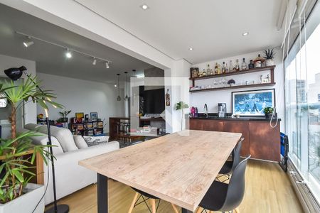 Varanda de apartamento à venda com 1 quarto, 68m² em Jardim da Gloria, São Paulo