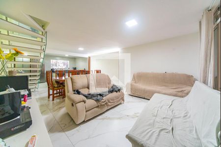 Sala de casa para alugar com 5 quartos, 370m² em Campestre, Santo André