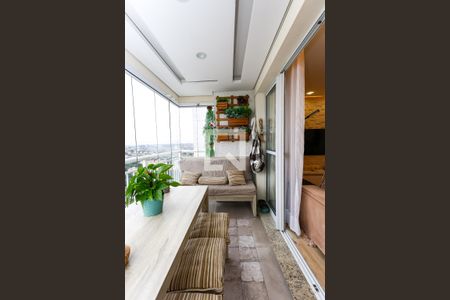 varanda de apartamento à venda com 3 quartos, 96m² em Jardim Wanda, Taboão da Serra