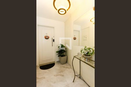 hall de apartamento à venda com 3 quartos, 96m² em Jardim Wanda, Taboão da Serra