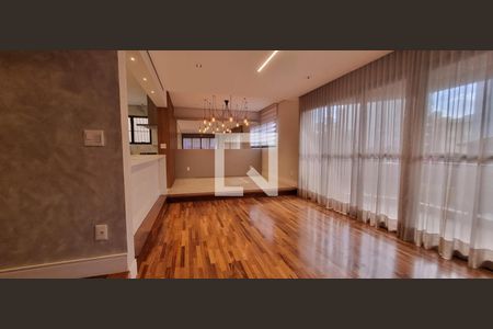 Apartamento para alugar com 3 quartos, 158m² em Cambuí, Campinas