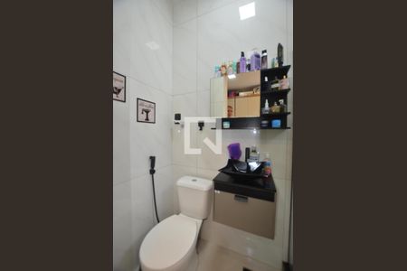Banheiro da Suite de casa à venda com 2 quartos, 70m² em Vila Valqueire, Rio de Janeiro