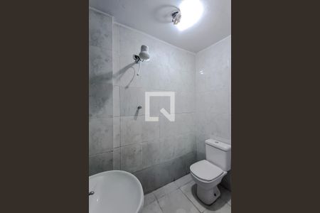 Banheiro de kitnet/studio à venda com 1 quarto, 32m² em Liberdade, São Paulo