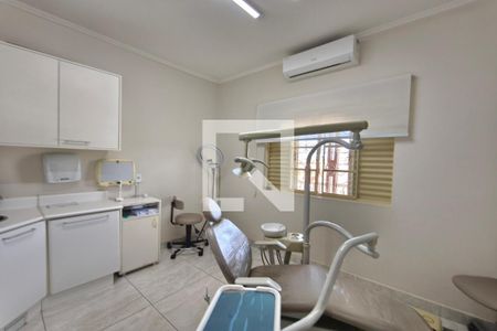 Quarto 2 de casa à venda com 3 quartos, 252m² em Parque Jambeiro, Campinas