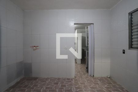 Sala e Quarto de casa para alugar com 1 quarto, 45m² em Jardim Santa Teresinha, São Paulo
