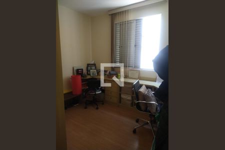Quarto de apartamento para alugar com 3 quartos, 100m² em São Luiz, Belo Horizonte