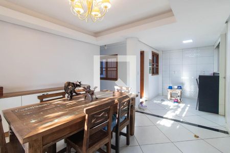 Sala de casa à venda com 3 quartos, 408m² em Espírito Santo, Porto Alegre