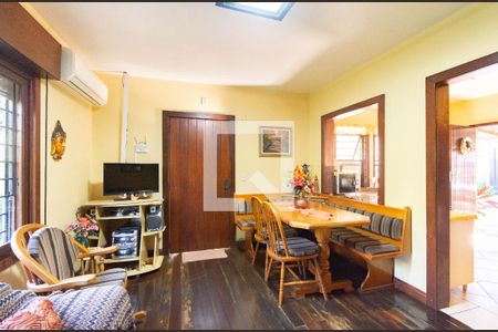 Casa à venda com 3 quartos, 130m² em Olaria, Canoas
