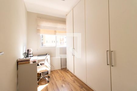 Quarto 1 de apartamento à venda com 2 quartos, 74m² em Uberaba, Curitiba